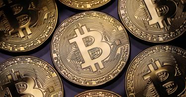 Cryptocurrencies and private currencies