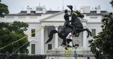 Washington Dc Riots 2020 White House Statue Toppling Is Bringing Mob Rule To America The Heritage