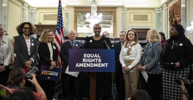 The Equal Rights Amendment Died Over 40 Years Ago. Democrats Are Trying ...