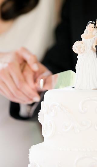 Wedding Cake Man and Woman 